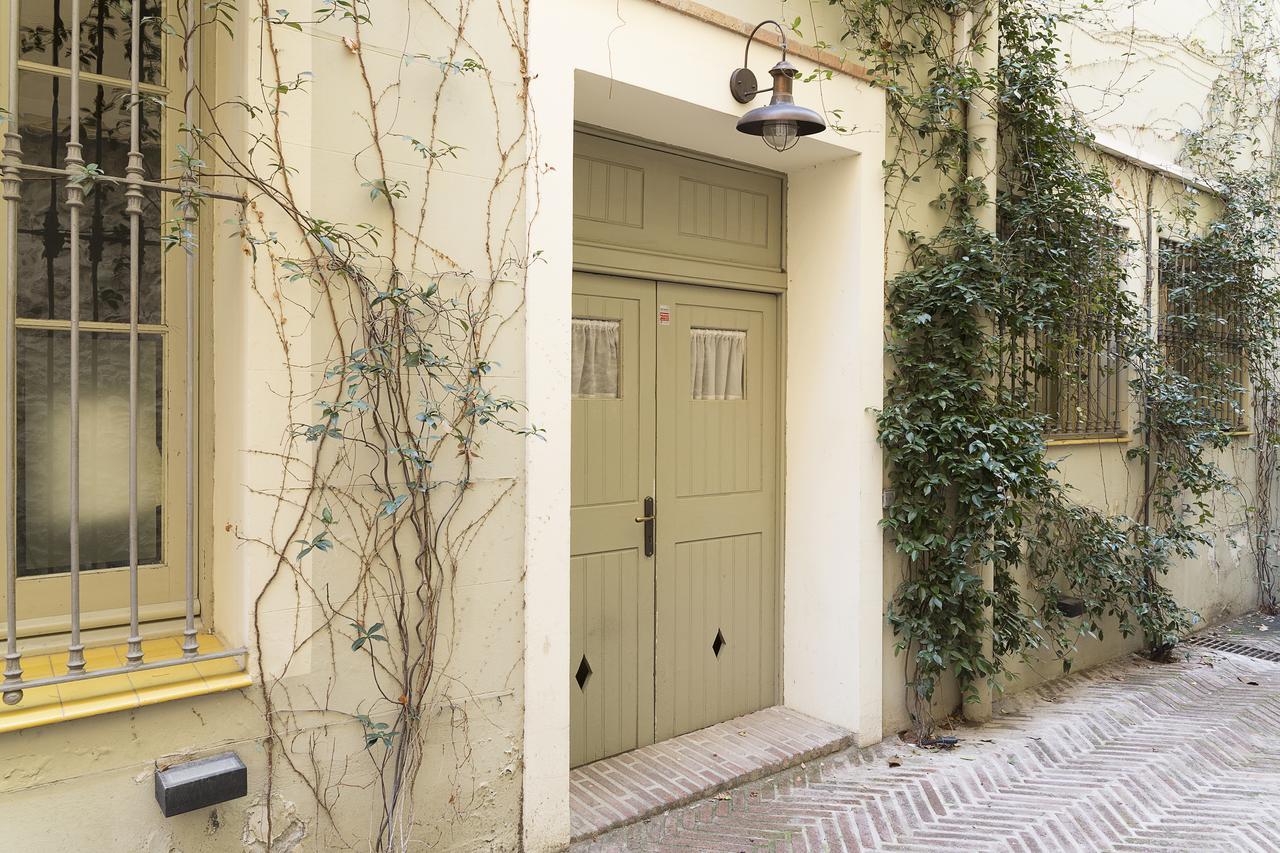 Palace Gracia Nextdoor Barcelona Exterior photo